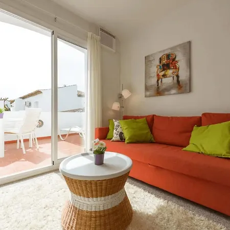 Right By The Pool Area In Capistrano Village! Nerja Exterior photo
