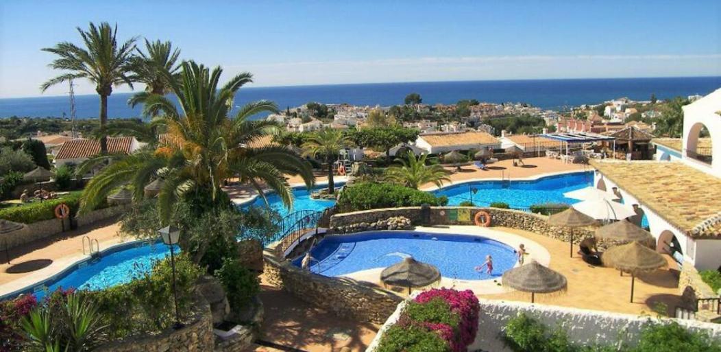 Apartment Right By The Pool Area In Capistrano Village! *