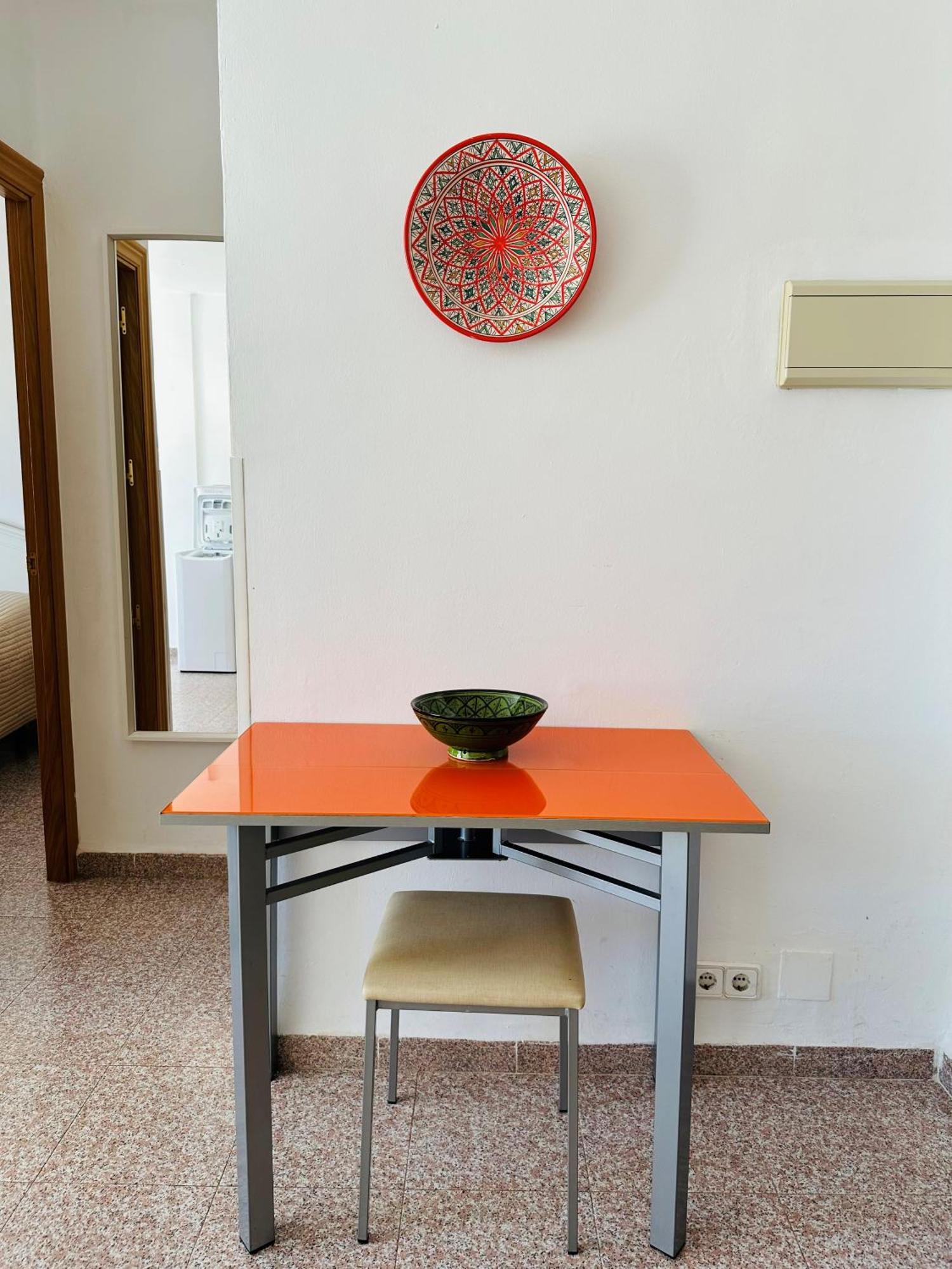 Right By The Pool Area In Capistrano Village! Apartment Nerja