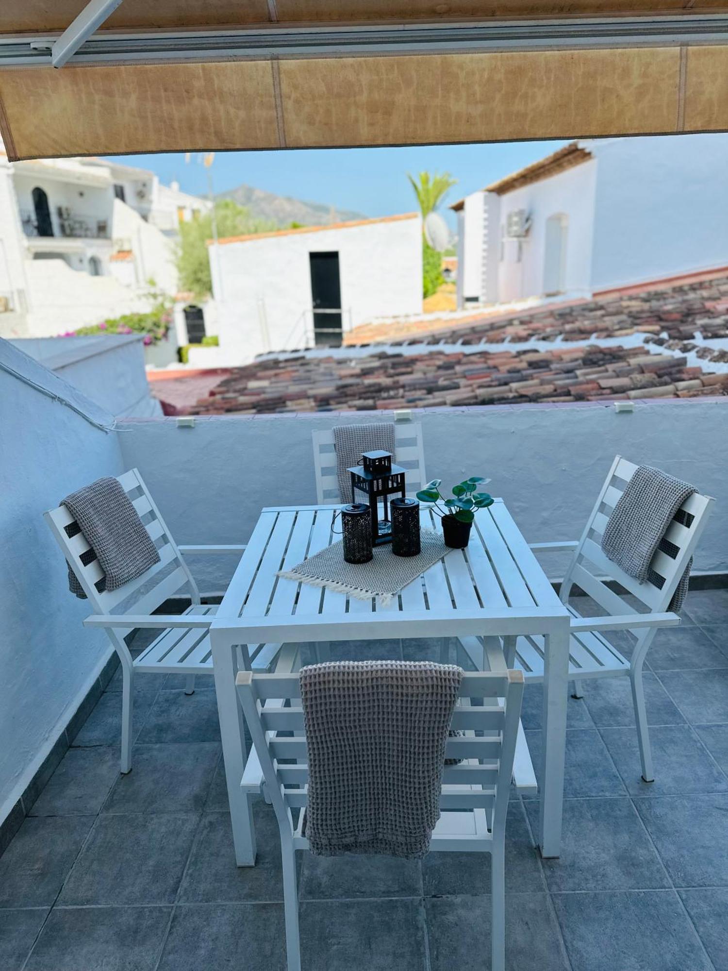 Apartment Right By The Pool Area In Capistrano Village!